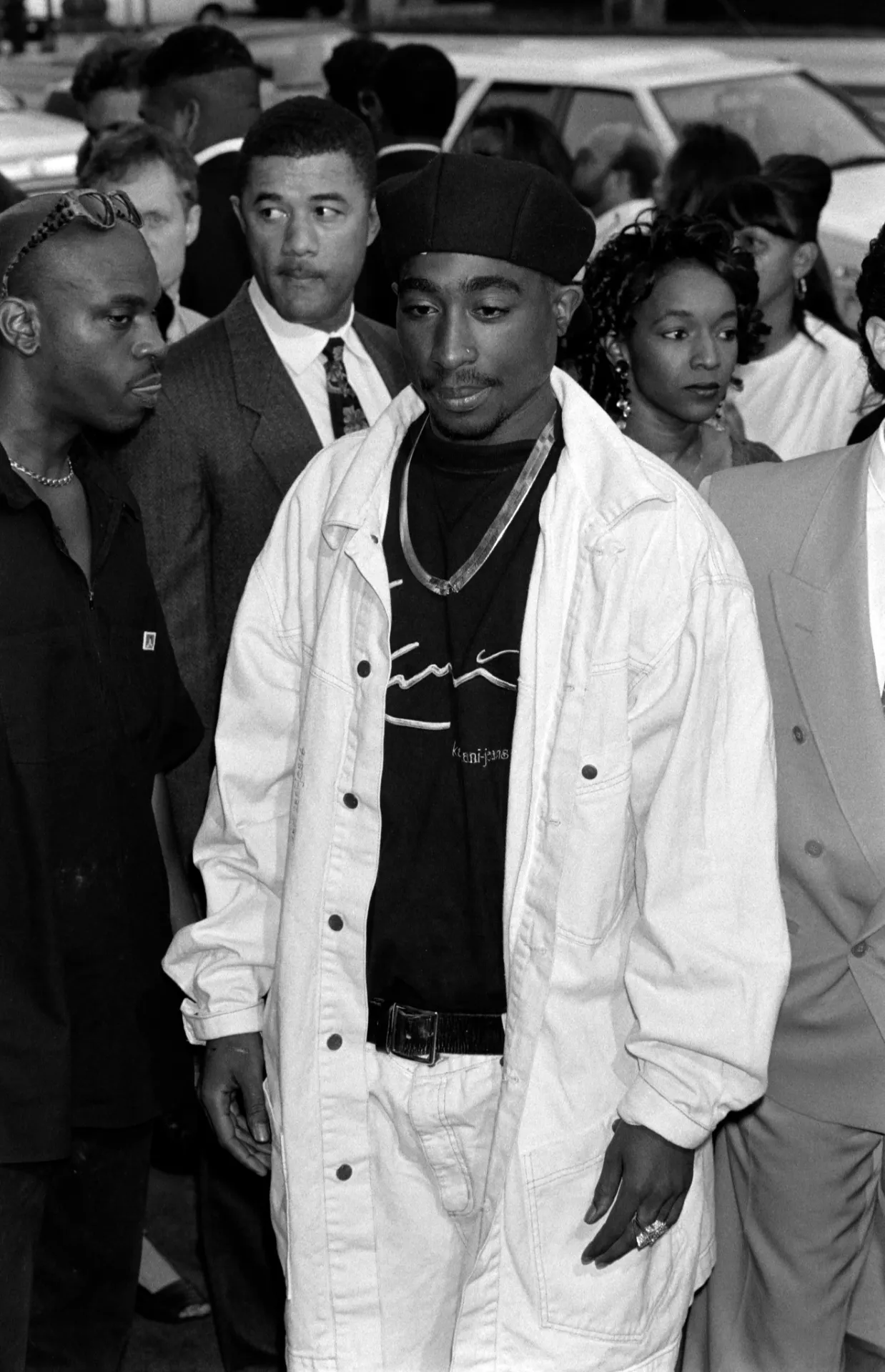 Baggy Pants, Denim, and Identity: 50 Years of Hip-Hop in Youth Culture 3